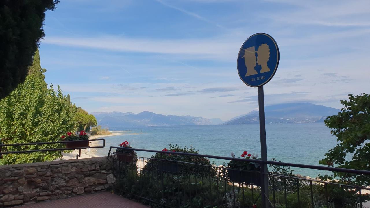 Appartamenti Adriana Sirmione Exterior photo